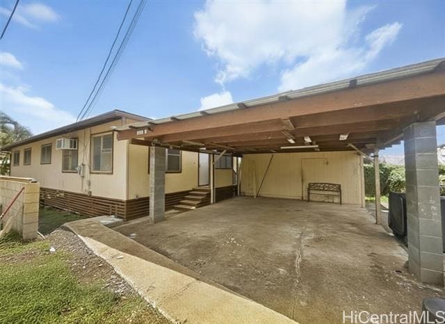 Building Photo - 3333 Paalea St