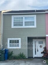 Building Photo - 3040 So Pines Dr
