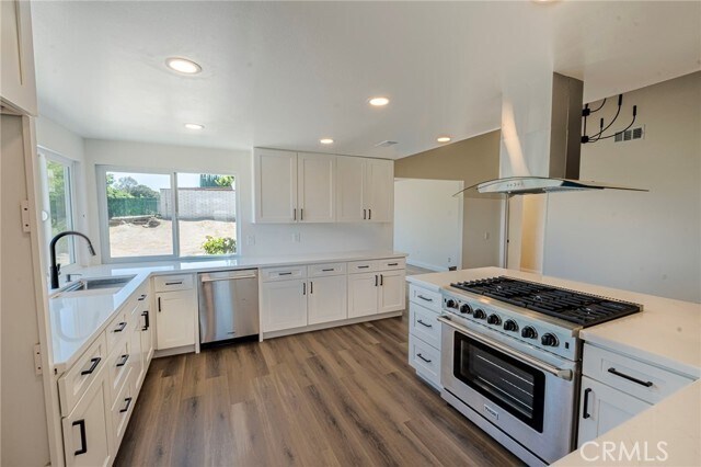 Foto del edificio - 1371 Cadwell Ct