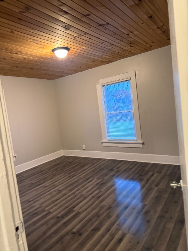 Foto del edificio - 211 S Foster St