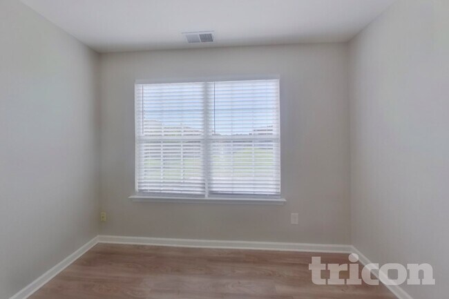 Foto del edificio - 13730 Elsie Caldwell Ln