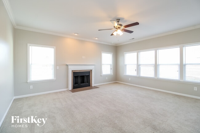 Building Photo - 130 Old Homeplace Dr