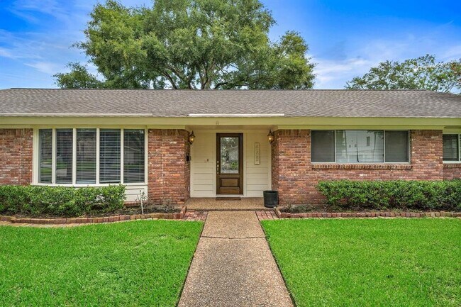 Foto del edificio - 4922 Braesvalley Dr