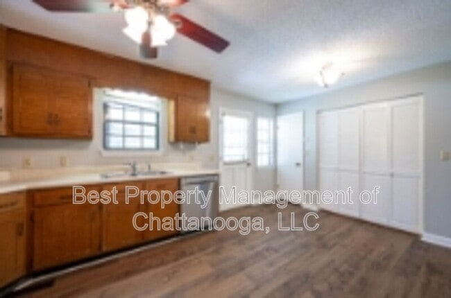 Foto del edificio - 5902 Fort Sumter Dr