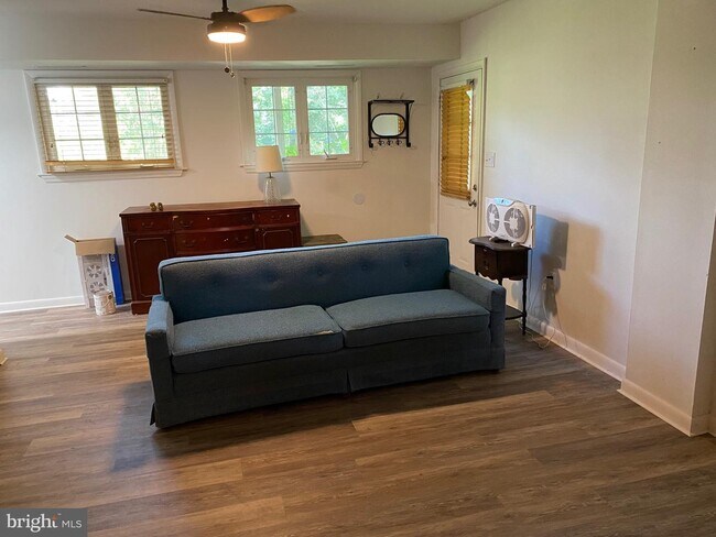 Foto del edificio - 12183 Laramie Ln