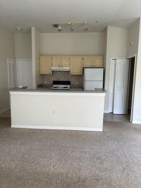 Building Photo - 1400 Lake Shadow Cir