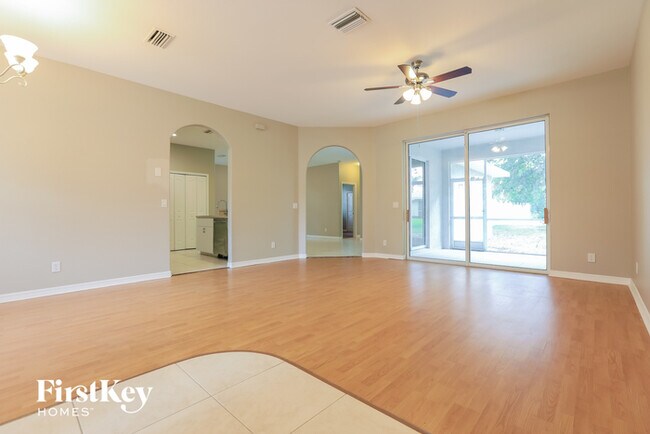 Building Photo - 2786 Trilby Ave