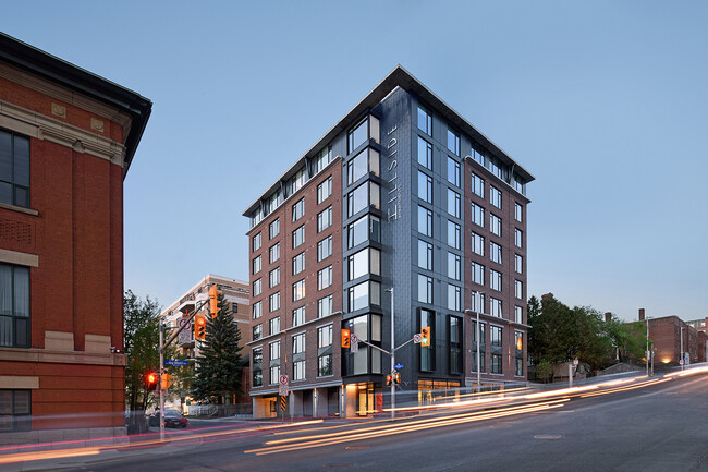 Building Photo - Hillside Apartments