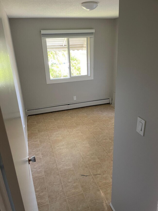 Photo du bâtiment - 4507-244 44 Ave