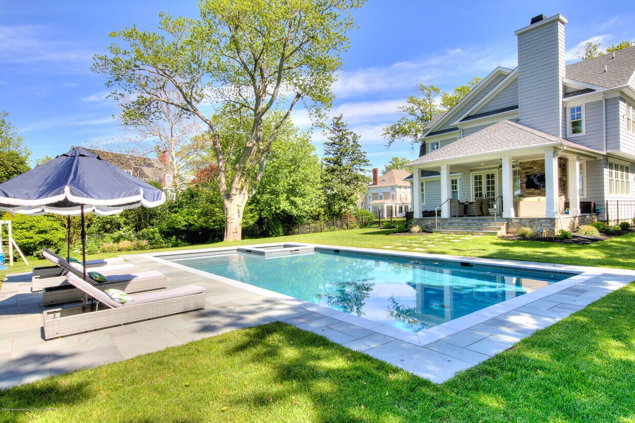 Foto principal - 1 River Ln