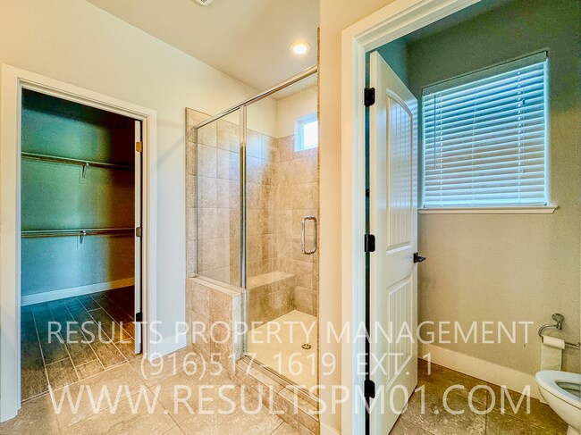 Photo - Looks like a model home! Upgraded 4 Bedroo...