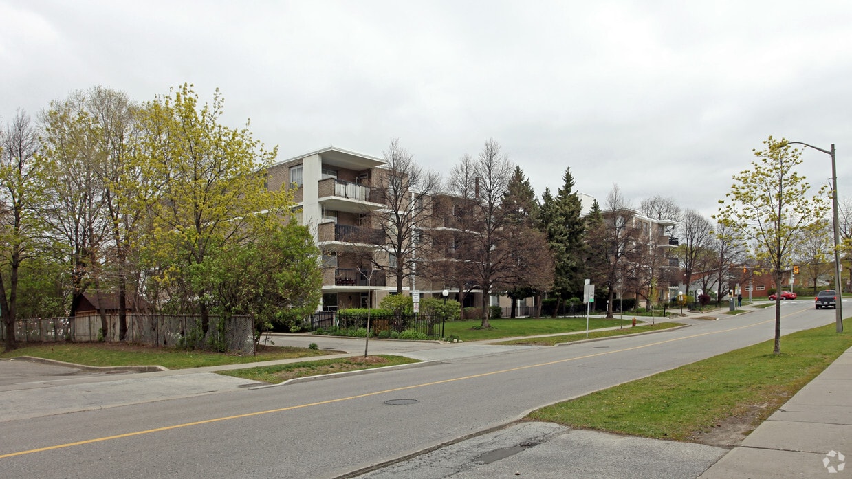 Photo du bâtiment - Cassandra Terrace