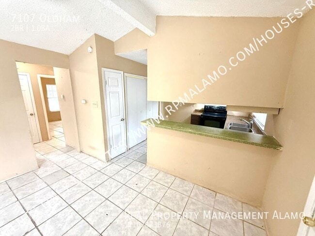 Building Photo - 7107 Oldham-