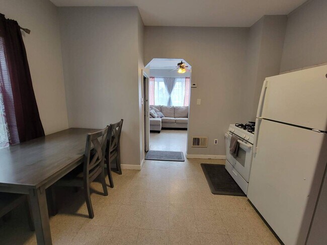 Foto del edificio - 3251 S Carpenter St