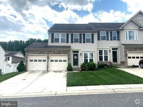 Building Photo - 2910 Lomond Pl
