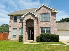 Building Photo - 2212 Remmington Dr