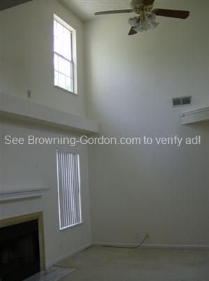 Building Photo - Three bedroom 2 1/2 bath in Fieldstone Farms
