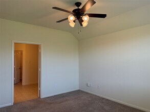 Building Photo - 21102 Echo Manor Dr