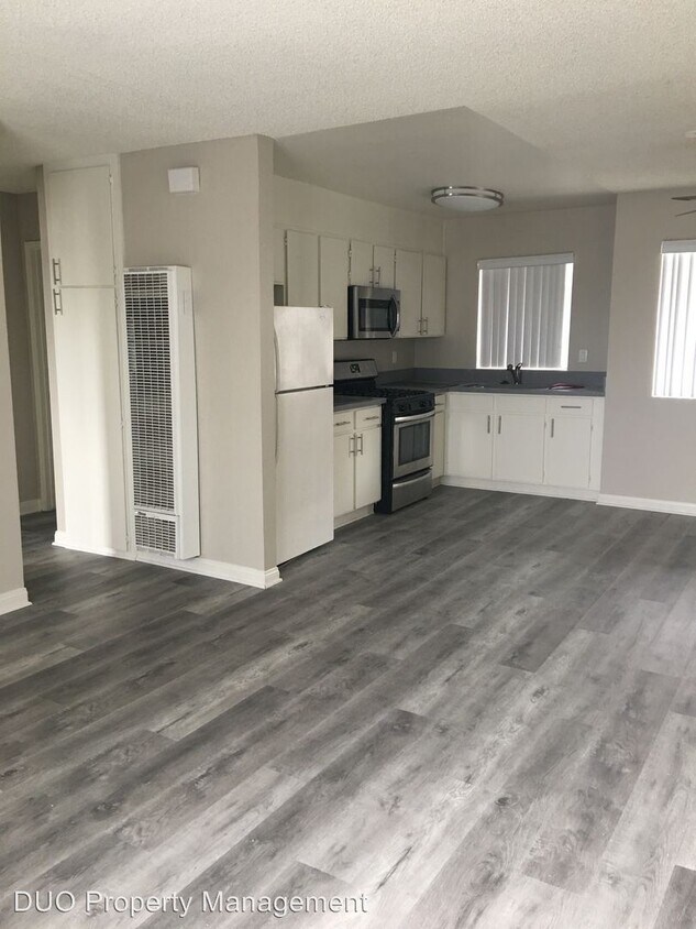 Foto principal - 1443 W 179th St