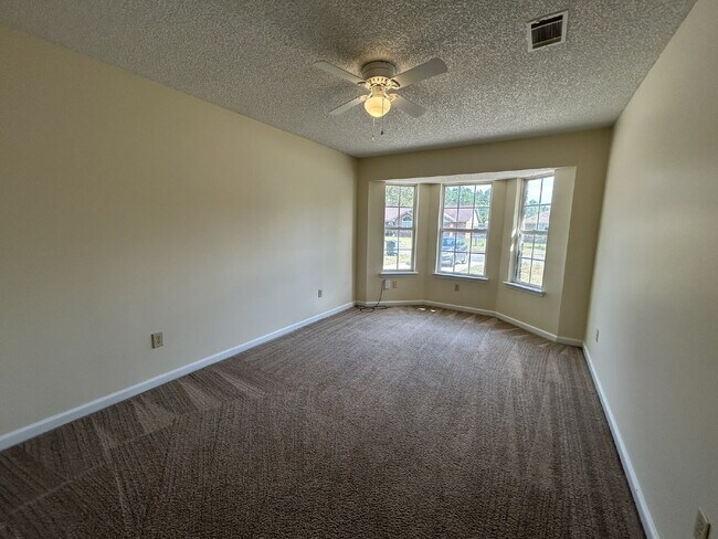 Foto del edificio - 942 Poppleton Dr