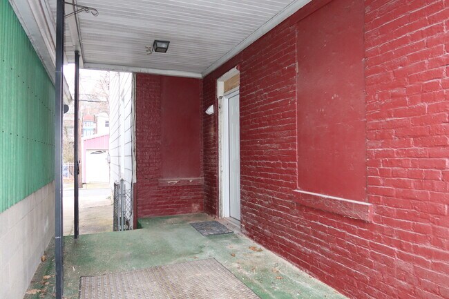 Foto del edificio - 255 W Rowe St