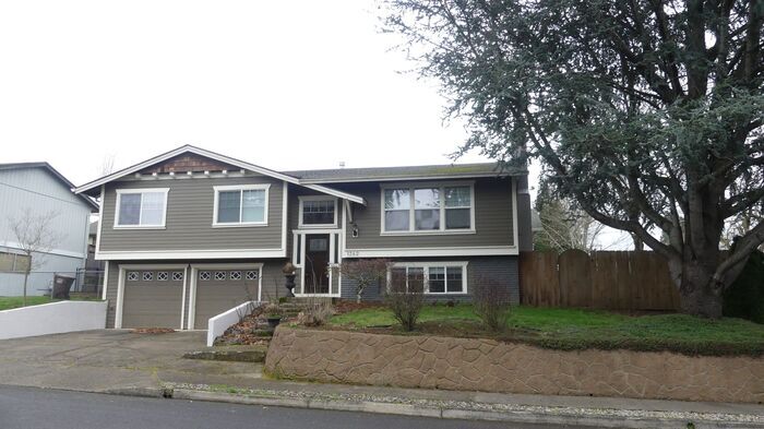 Foto principal - 1382 SE Liberty Ave