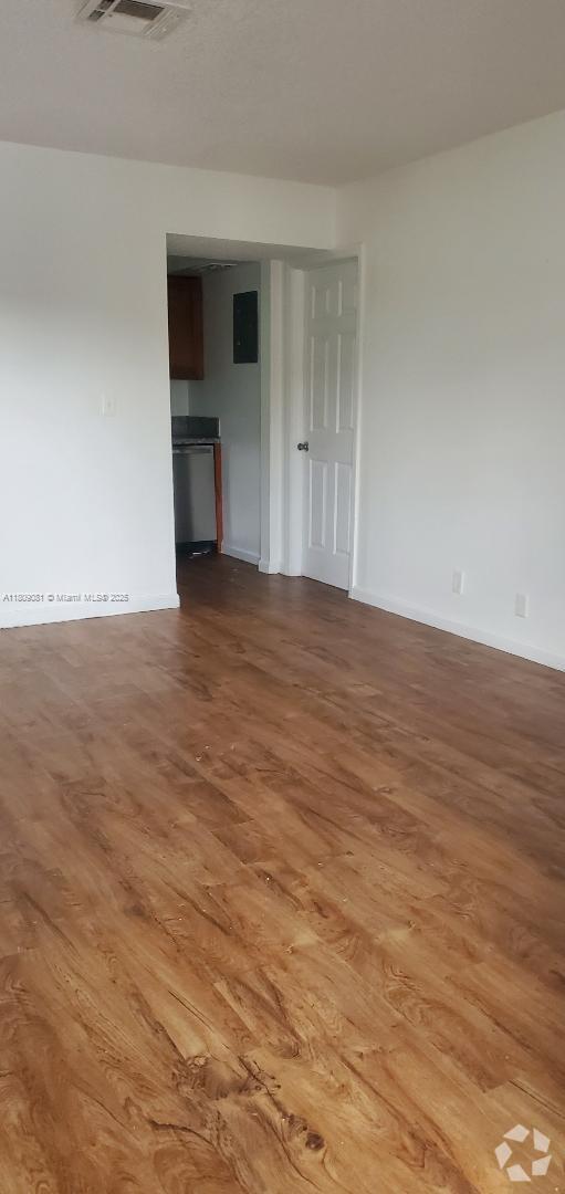 Building Photo - 4103 Riverside Dr