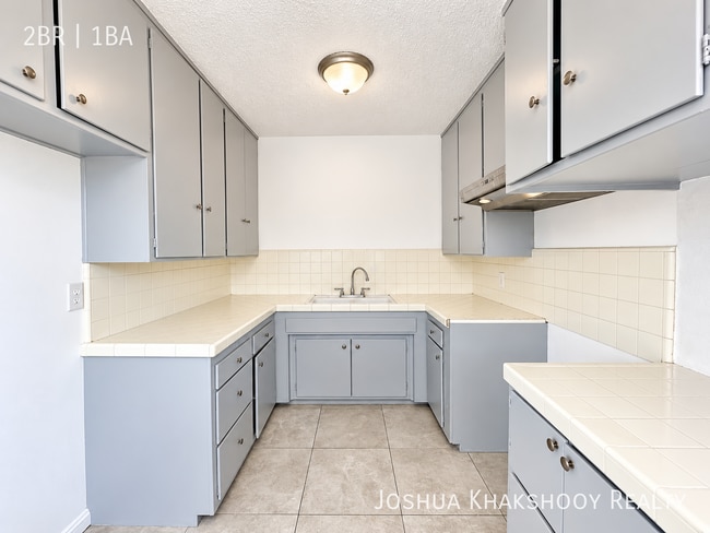 Building Photo - 444 N Garfield Ave