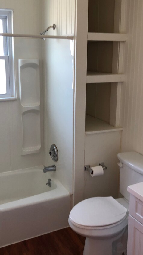 Bathroom - 3702 Main St