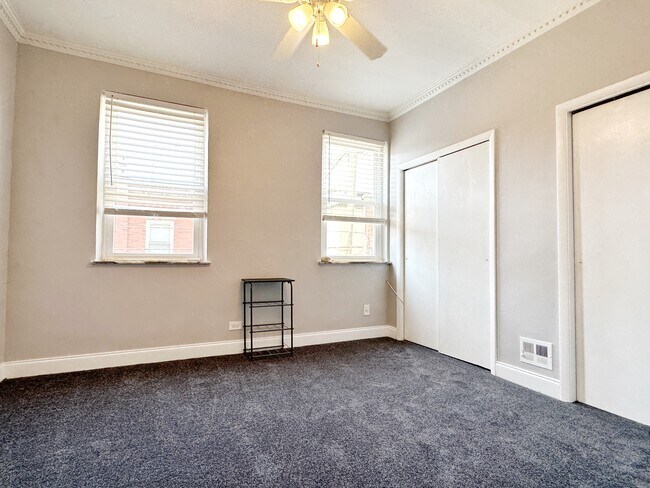 Building Photo - 2509 S Rosewood St