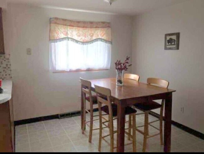 Foto del edificio - 329 Sundridge Dr