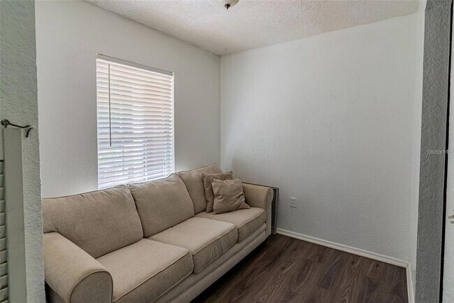 Building Photo - 4017 Dijon Dr
