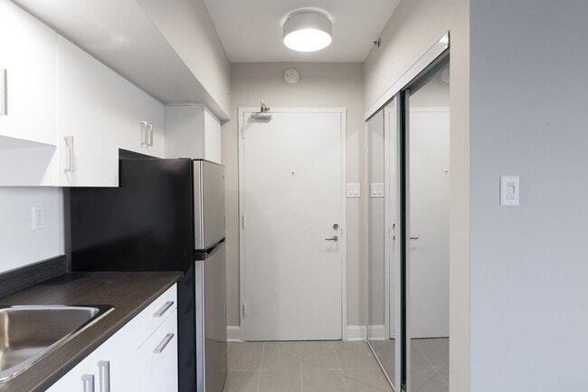 Building Photo - 3455 Rue Aylmer