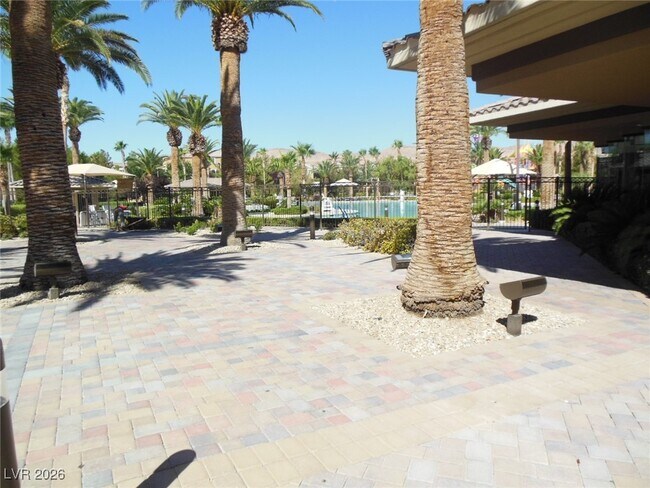 Building Photo - 334 Cart Crossing Way