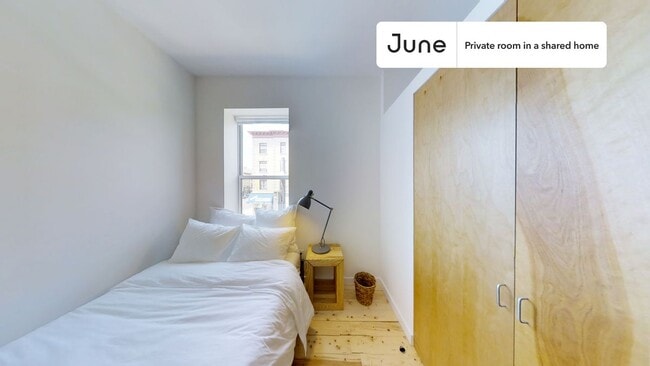 Building Photo - Room in Shared 4 bed/2 bath home