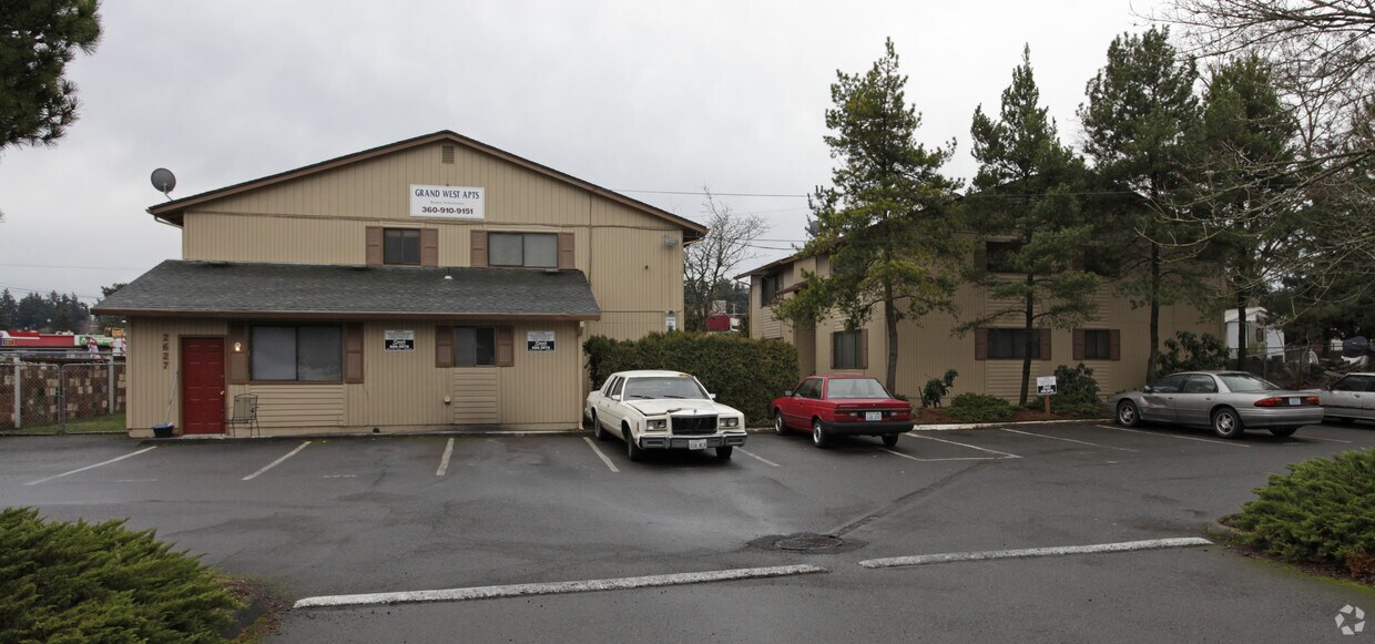 Foto principal - Grand West Apartments