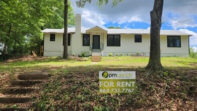 Building Photo - 113 St Lo Cir