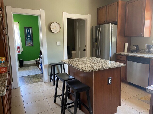 Foto del edificio - 1554 Osceola St