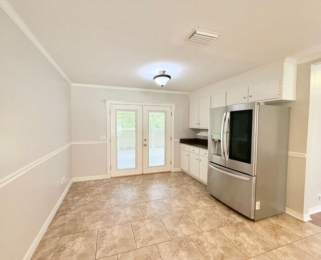 Building Photo - 5136 Hamilton Ln