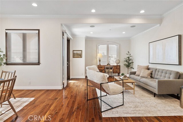 Foto del edificio - 424 Marine Ave