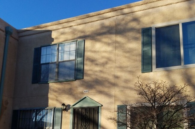Building Photo - 3301 Monroe St NE