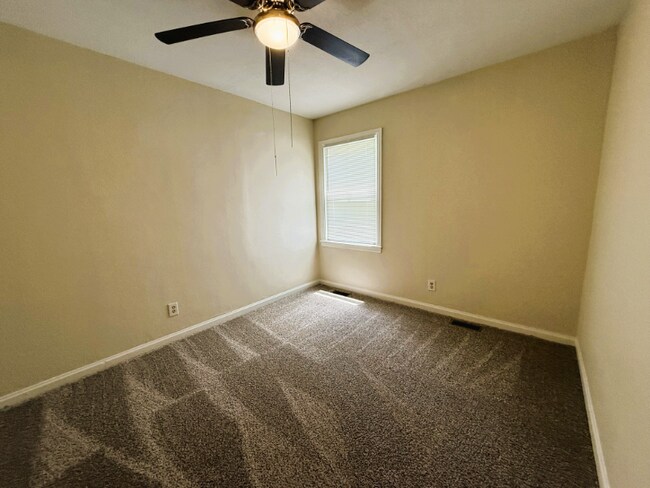Foto del edificio - 1748 N Garland St