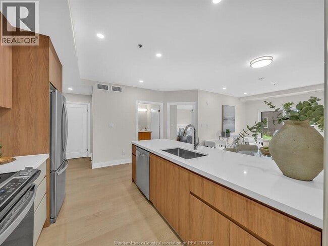 Photo du bâtiment - 11646 Tecumseh Rd E