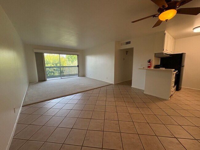 Foto del edificio - 424 N Bellflower Blvd