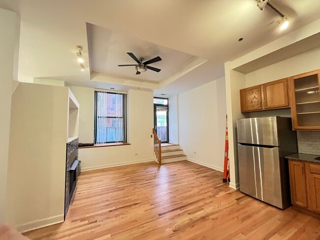 Building Photo - 208 W Washington St