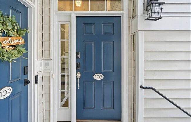Puerta principal. - 107 Brittany Ct