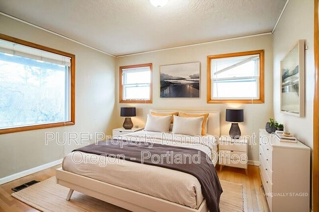 Photo - 1737 N Rosa Parks Way House