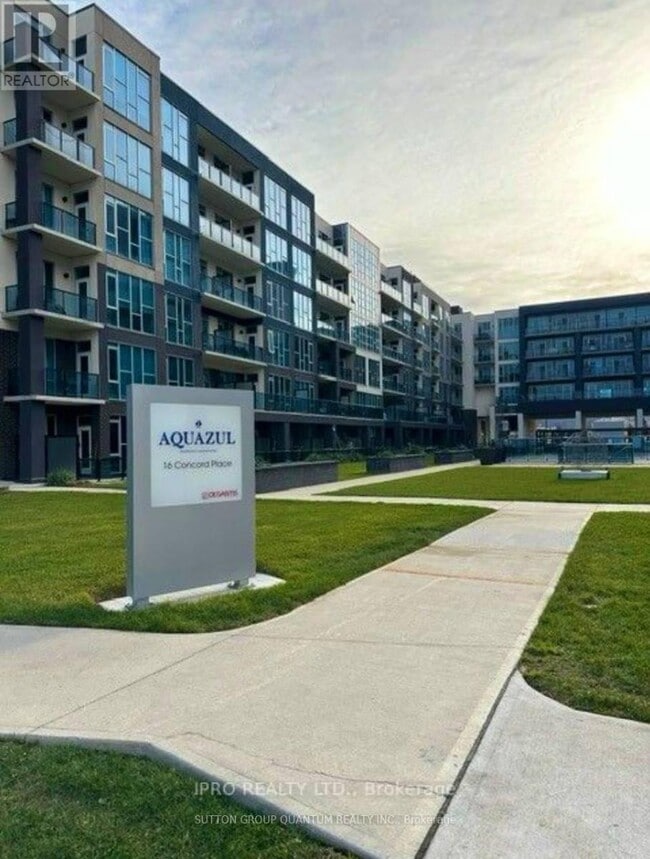 Building Photo - 16 Concord Pl