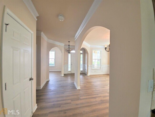 Building Photo - 1359 Belmont Hills Dr