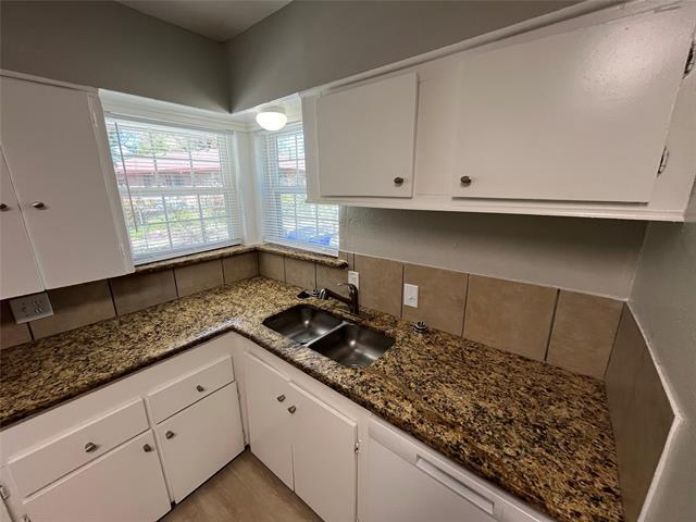 Foto del edificio - 12223 Bellafonte Dr